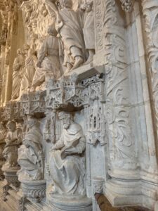 Monumentale Steinreliefs der Kathedrale Santa Maria von Burgos